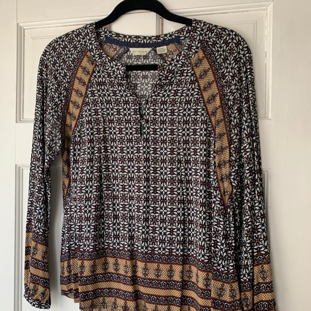 Anthropologie women’s blouse!